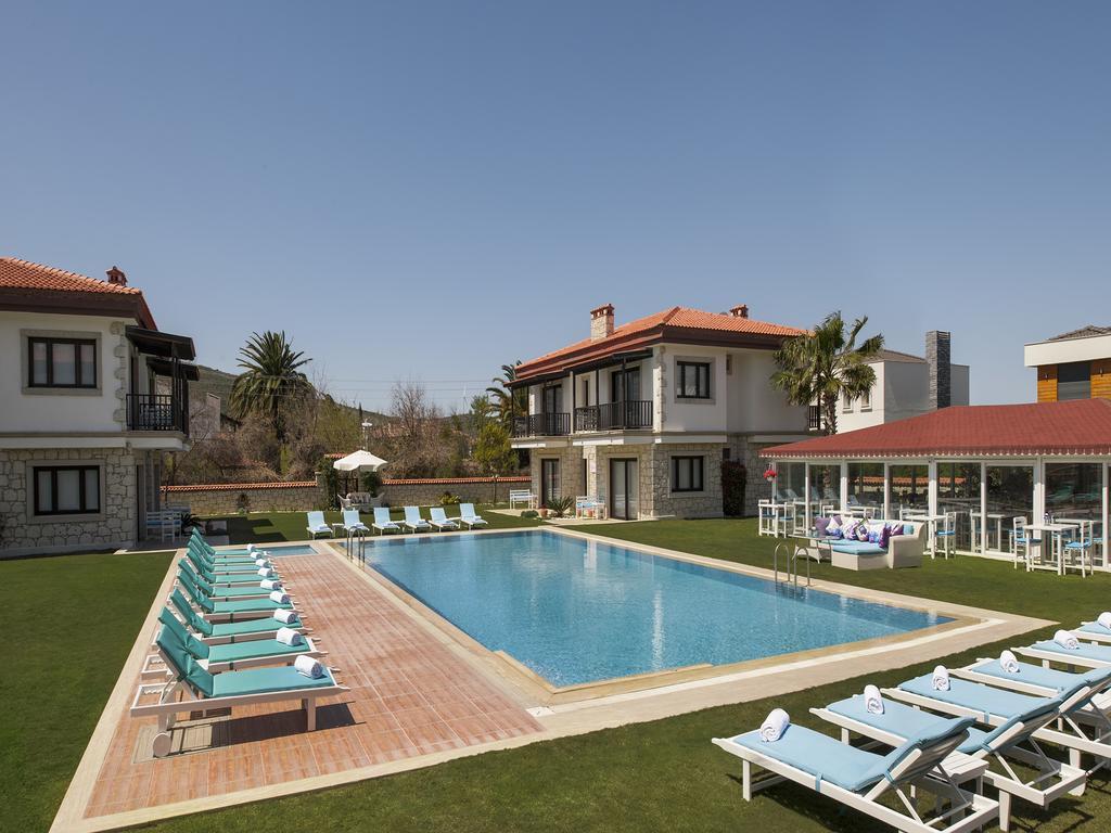 Mara Bahce Alaçatı Luaran gambar