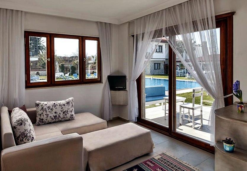 Mara Bahce Alaçatı Luaran gambar